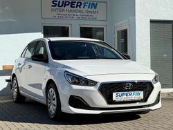 Weiß Gebraucht 2020 Hyundai i30 Limousine | 9.490 € (Fairer Preis)