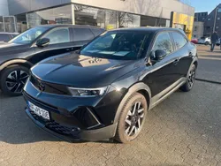 Karbon schwarz Gebraucht 2024 Opel Mokka-e drive SUV | 33.890 €