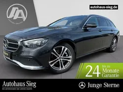 Graphitgrau Gebraucht 2021 Mercedes E220 Avantgarde Kombi | 33.544 € (Etwas zu teuer)