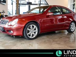Rot Gebraucht 2003 Mercedes C200 Coupé | 2.999 € (Etwas zu teuer)