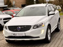 Weiß Gebraucht 2014 Volvo XC60 Kinetic SUV | 14.980 € (Fairer Preis)