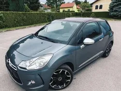 Grau Gebraucht 2010 Citroën DS3 Sport Chic Limousine | 2.200 € (Fairer Preis)