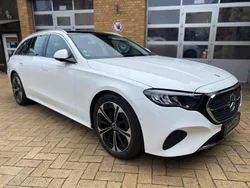 Weiß Gebraucht 2023 Mercedes E220 Advanced Kombi | 47.990 € (Guter Preis)