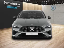 Gebraucht 2024 Mercedes CLA200 Shooting Brake Kombi | 36.990 €