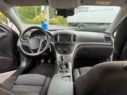 Grün Gebraucht 2015 Opel Insignia Kombi | 7.250 € (Guter Preis)