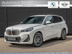 Weiß Neu 2025 BMW iX1 M Sport SUV | 49.990 € (Guter Preis)