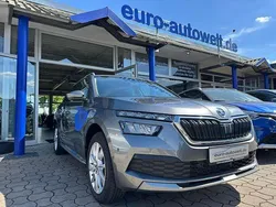 Grau Gebraucht 2024 Skoda Kamiq Style SUV | 25.490 € (Fairer Preis)