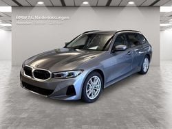 Grau Gebraucht 2024 BMW 330 Comfort Edition Kombi | 39.990 € (Guter Preis)