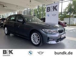 Grau Gebraucht 2021 BMW 320 Sport Line Kombi | 38.850 €
