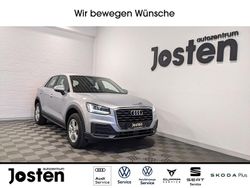 Silber Gebraucht 2018 Audi Q2 Design SUV | 18.990 € (Guter Preis)
