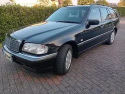 Schwarz Gebraucht 1997 Mercedes C200 Kombi | 5.900 € (Teuer)