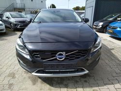 Schwarz Gebraucht 2017 Volvo V60 CC Plus Kombi | 14.300 € (Fairer Preis)