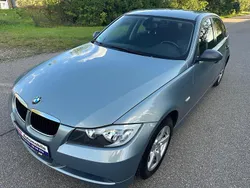 Grau Gebraucht 2006 BMW 318 Comfort Edition Limousine | 3.990 € (Fairer Preis)