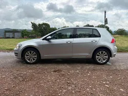 Grau Gebraucht 2014 VW Golf VII Trendline Kleinwagen | 7.500 € (Etwas zu teuer)