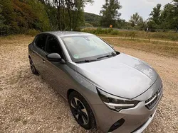 Grau Gebraucht 2021 Opel Corsa-e Kleinwagen | 14.500 € (Etwas zu teuer)