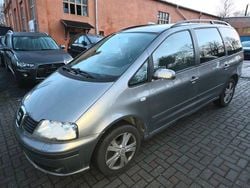 Grau Gebraucht 2009 Seat Alhambra Vigo Van / Kleinbus | 3.490 € (Guter Preis)