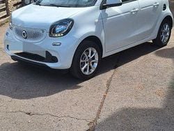 Weiß Gebraucht 2018 Smart ForFour Kleinwagen | 11.250 € (Fairer Preis)