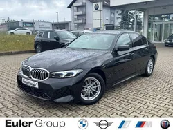 Schwarz Gebraucht 2024 BMW 320 M Sport Limousine | 38.690 € (Superpreis)