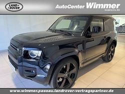 Farbe: schwarz Gebraucht 2022 Land Rover Defender Black Edition SUV | 102.490 € (Fairer Preis)
