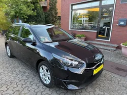 Schwarz Gebraucht 2024 Kia Ceed Sportswagon Kombi | 21.490 € (Guter Preis)