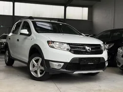 Weiß Gebraucht 2014 Dacia Sandero Prestige Kleinwagen | 7.700 € (Fairer Preis)
