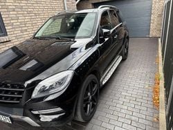Schwarz Gebraucht 2014 Mercedes ML350 SUV | 19.500 € (Guter Preis)