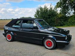 Schwarz Gebraucht 1991 VW Golf Cabriolet Sportline Cabrio | 12.499 €