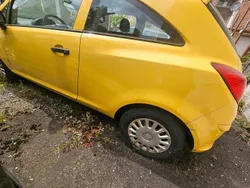 Gelb Gebraucht 2009 Opel Corsa Kleinwagen | 1.999 € (Guter Preis)