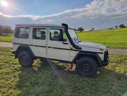 Weiß Gebraucht 2011 Mercedes G300 SUV | 59.999 € (Teuer)