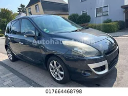 Schwarz Gebraucht 2010 Renault Scénic III Dynamique Van / Kleinbus | 2.999 € (Guter Preis)