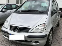 Silber Gebraucht 2004 Mercedes A160 Classic Limousine | 2.950 € (Teuer)