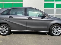 Grau Gebraucht 2014 Mercedes 180 Limousine | 14.450 € (Superpreis)
