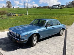 Jaguar XJ12