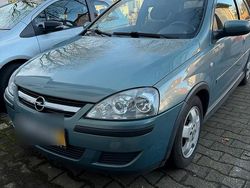 Blau Gebraucht 2006 Opel Corsa Kleinwagen | 2.150 € (Guter Preis)