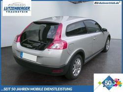 Cosmic weißmetallic (metallic) Gebraucht 2008 Volvo C30 Momentum Kleinwagen | 8.499 €