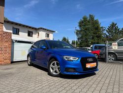 Blau Gebraucht 2019 Audi A3 Sportback S-Line Kleinwagen | 19.999 € (Fairer Preis)