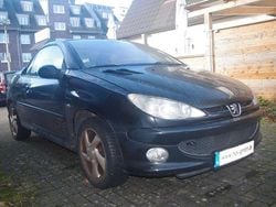 Schwarz Gebraucht 2004 Peugeot 206 CC Filou Cabrio | 490 € (Guter Preis)