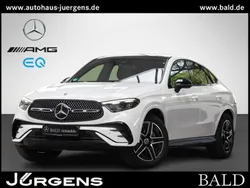 Weiß unilack polarweiß Gebraucht 2024 Mercedes GLC200 AMG SUV | 67.330 €