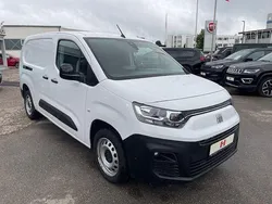 Weiß Gebraucht 2024 Fiat Doblò Van / Kleinbus | 18.900 € (Fairer Preis)