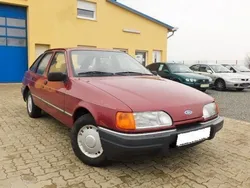 Rot Gebraucht 1988 Ford Sierra Limousine | 2.800 €