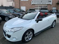 Weiß Gebraucht 2011 Renault Mégane Cabriolet Dynamique Cabrio | 6.780 € (Teuer)