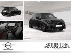 Midnight black metallic Gebraucht 2024 Mini John Cooper Works Kleinwagen | 34.780 € (Fairer Preis)