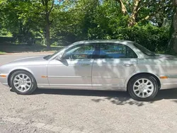 Silber Gebraucht 2003 Jaguar XJ6 Limousine | 24.900 €