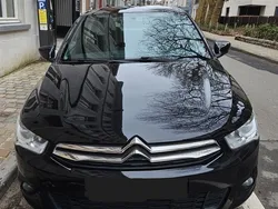 Schwarz Gebraucht 2017 Citroën C-Elysee I PureTech Limousine | 5.590 € (Guter Preis)