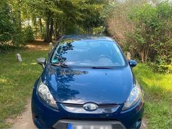 Blau Gebraucht 2009 Ford Fiesta Kleinwagen | 1.100 € (Guter Preis)