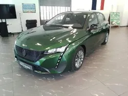Dschungelgrün Gebraucht 2022 Peugeot 308 Active Limousine | 19.990 € (Fairer Preis)