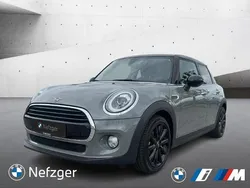 Grau Gebraucht 2018 Mini Cooper Kleinwagen | 19.650 € (Fairer Preis)