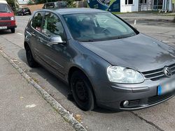 Grau Gebraucht 2008 VW Golf V Kleinwagen | 1.999 € (Fairer Preis)