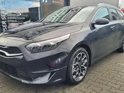 Schwarz Gebraucht 2024 Kia Ceed Sportswagon 3 Kombi | 25.079 € (Guter Preis)