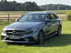 Grau Gebraucht 2020 Mercedes C180 Kombi | 25.600 € (Fairer Preis)